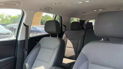 View 14 of 2020 CHEVROLET TRAVERSE