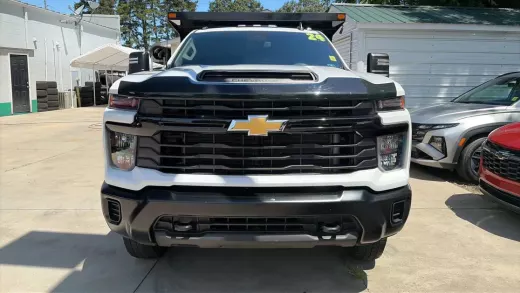 View 2 of 2024 CHEVROLET SILVERADO 3500 HD CREW CAB & CHASSIS
