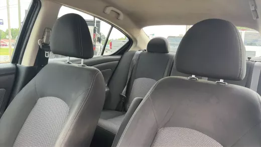 View 12 of 2018 NISSAN VERSA