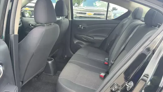 View 9 of 2018 NISSAN VERSA