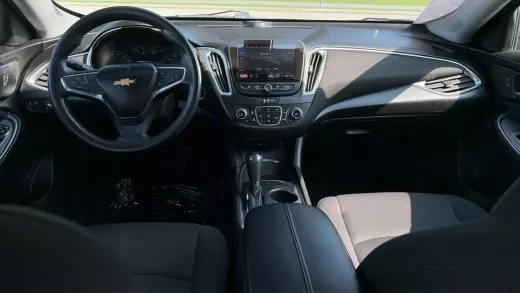 View 13 of 2020 CHEVROLET MALIBU