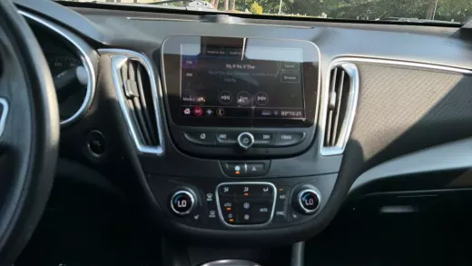 View 16 of 2020 CHEVROLET MALIBU